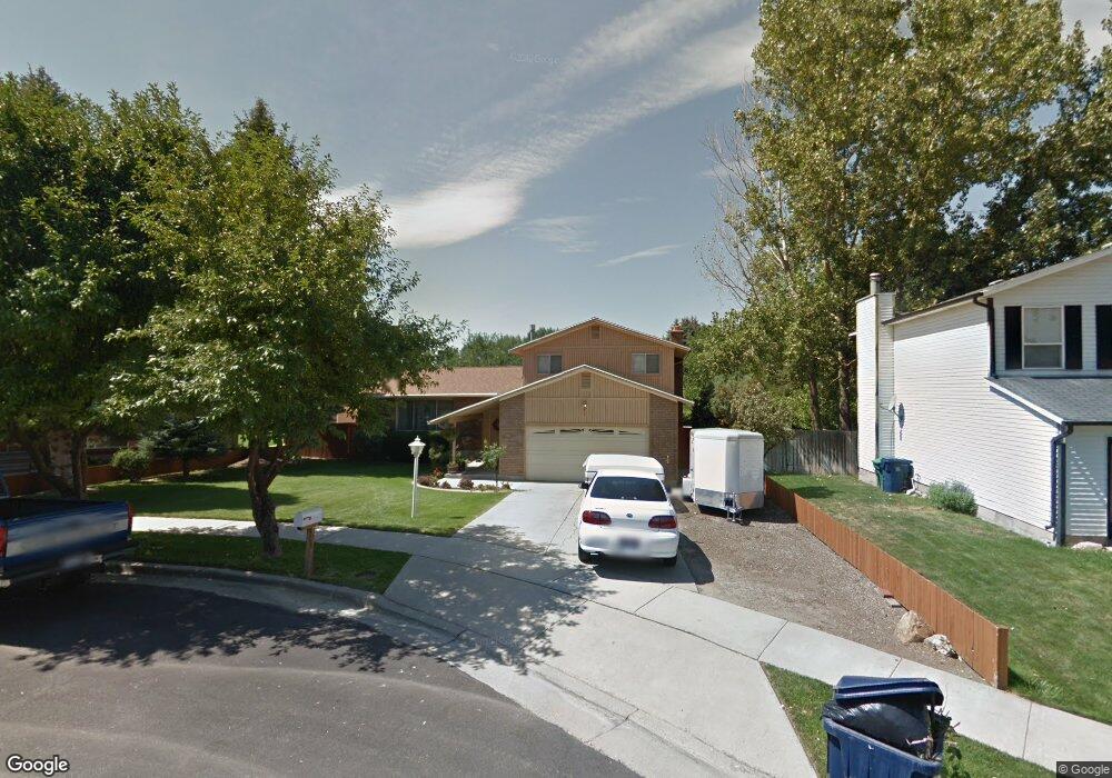 8232 S Marion View Cir, Sandy, UT 84094 - photo 1