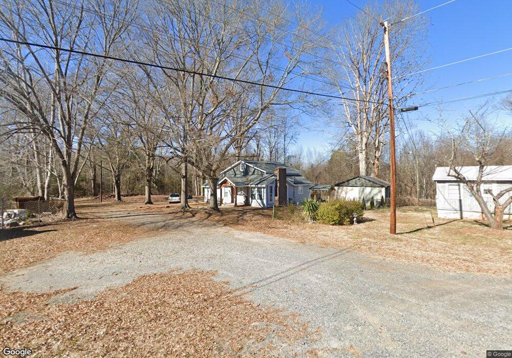 302 Davis Heights Dr, Gastonia, NC 28052 - photo 1