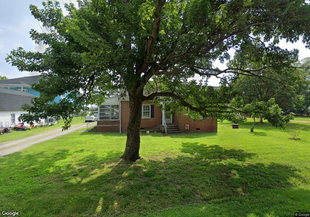 1108 Dandy Loop Rd, Yorktown, VA 23692 - photo 1