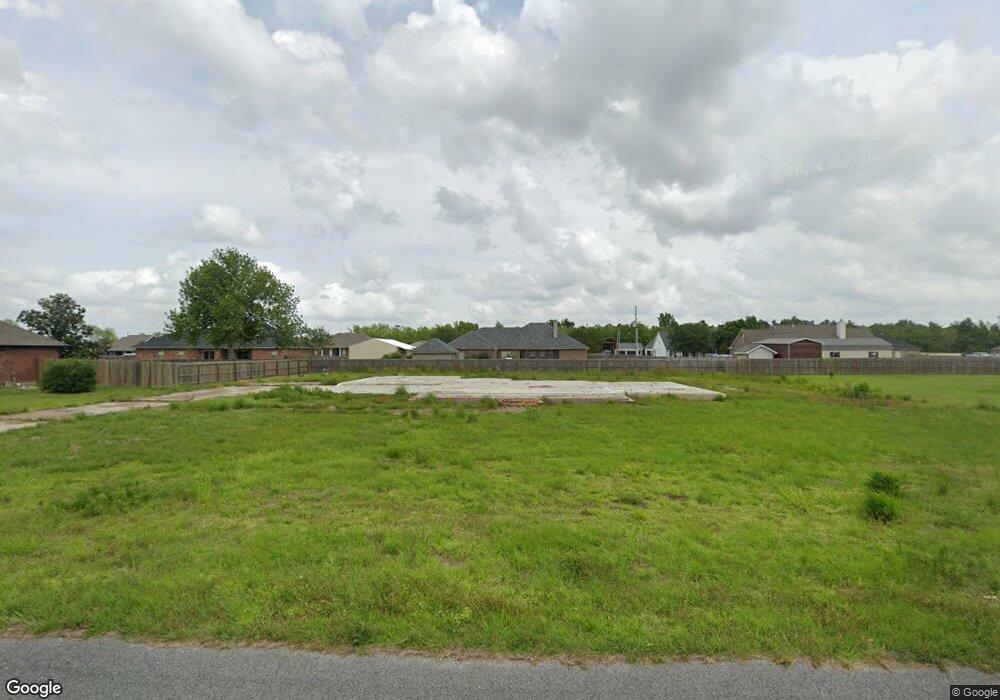 5769 Aspen St, Lake Charles, LA 70605 - photo 1