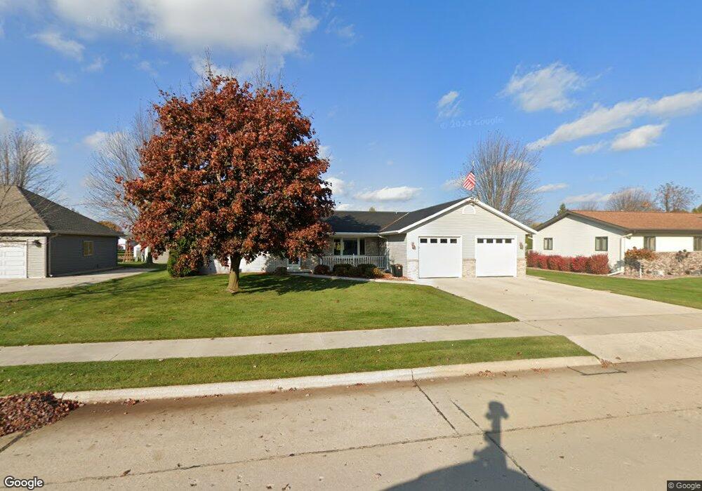 2728 43rd St, Two Rivers, WI 54241 - photo 1