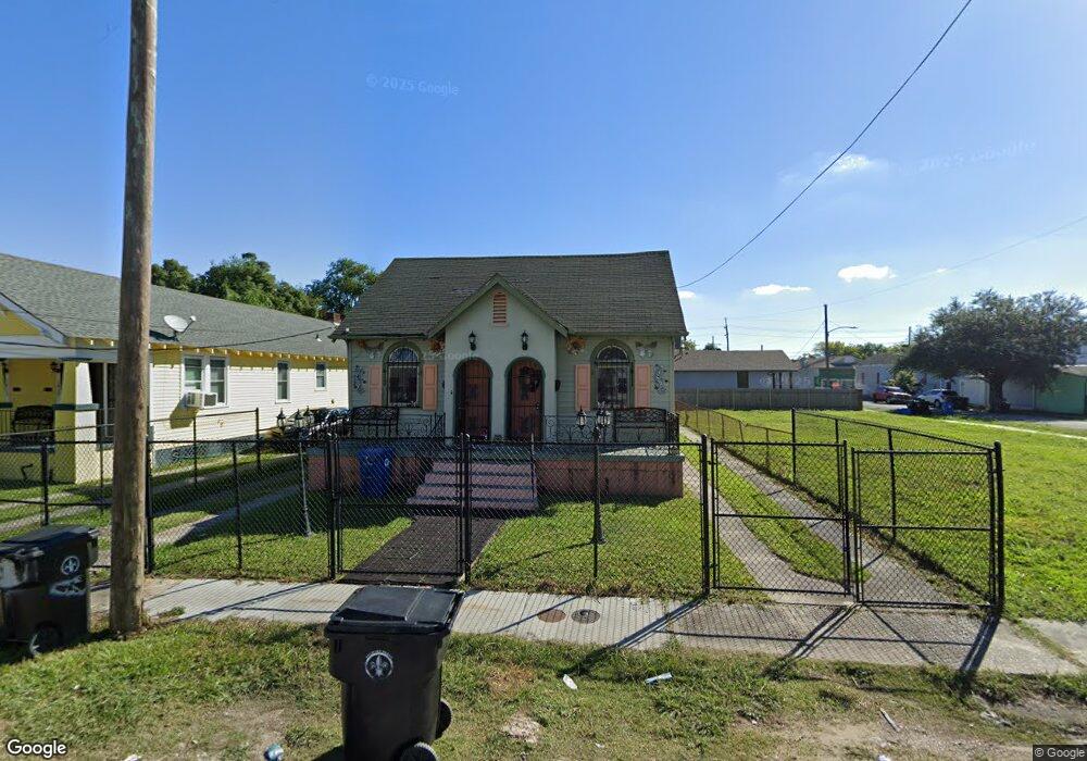 1411 Mazant St, New Orleans, LA 70117 - photo 1
