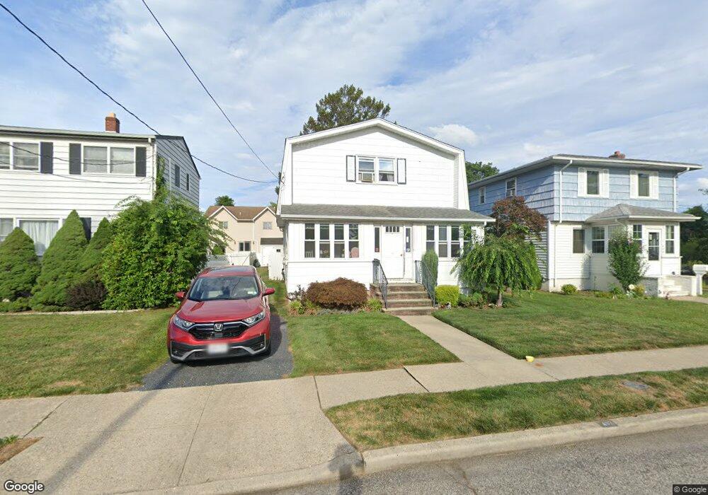 402 Florence Place, Bellmore, NY 11710 - photo 1