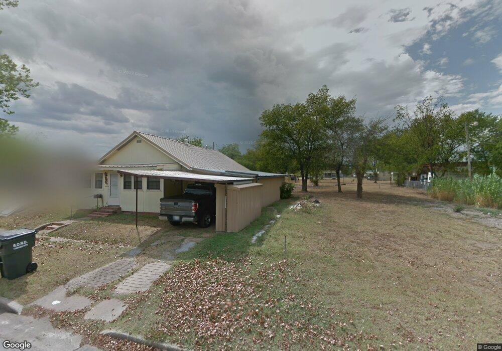 851 8th St, Wilson, OK 73463 - photo 1