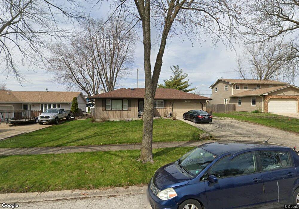 2061 Sapphire Ln, Aurora, IL 60506 - photo 1