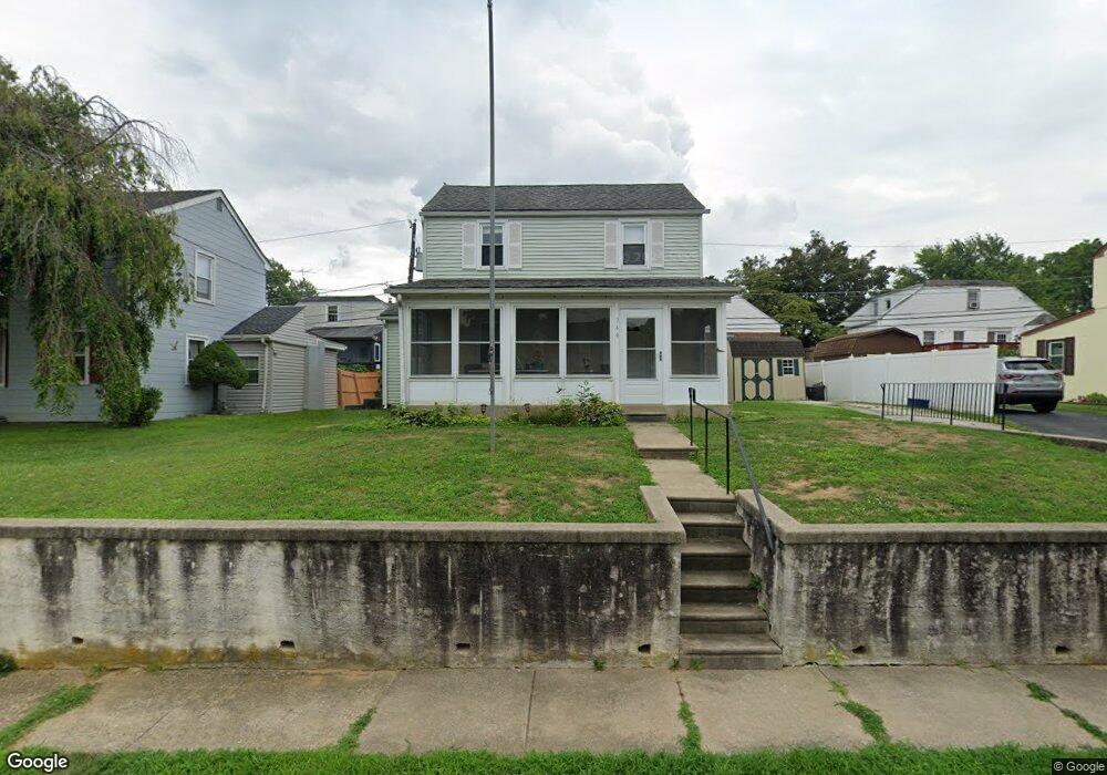 744 Westwood Ln, Aldan, PA 19018 - photo 1