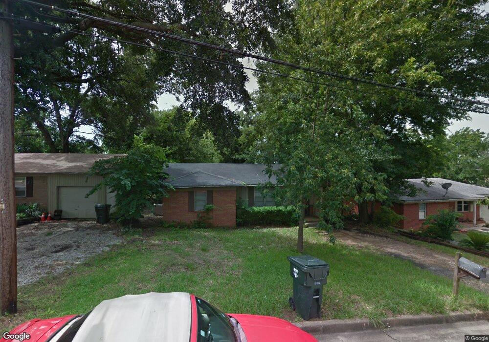 2301 Plume Dr, Tyler, TX 75703 - photo 1