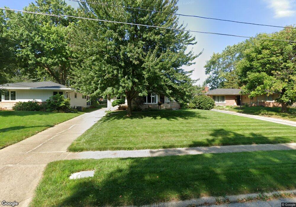 4022 33rd St, Des Moines, IA 50310 - photo 1