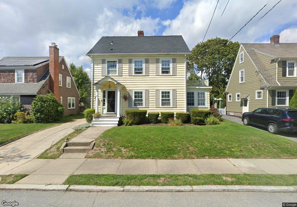 135 Lyndon Rd, Cranston, RI 02905 - photo 1