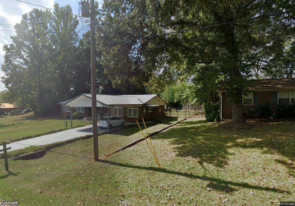 306 Plato St, Weaver, AL 36277 - photo 1