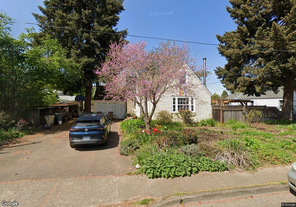 2240 SE Thompson St, Corvallis, OR 97333 - photo 1