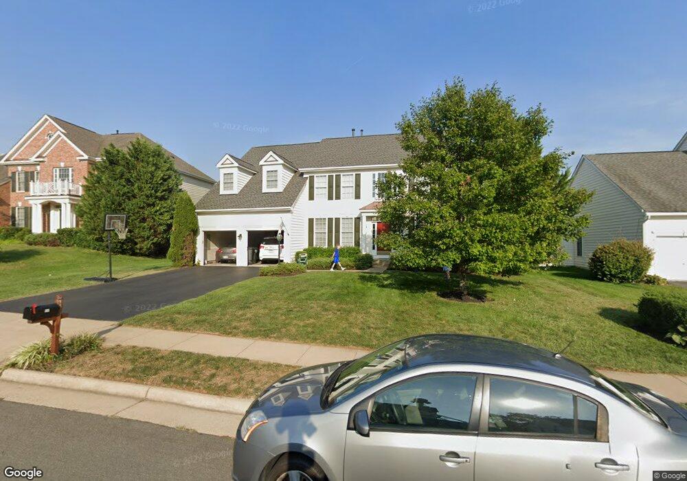 9141 Big Springs Loop, Bristow, VA 20136 - photo 1