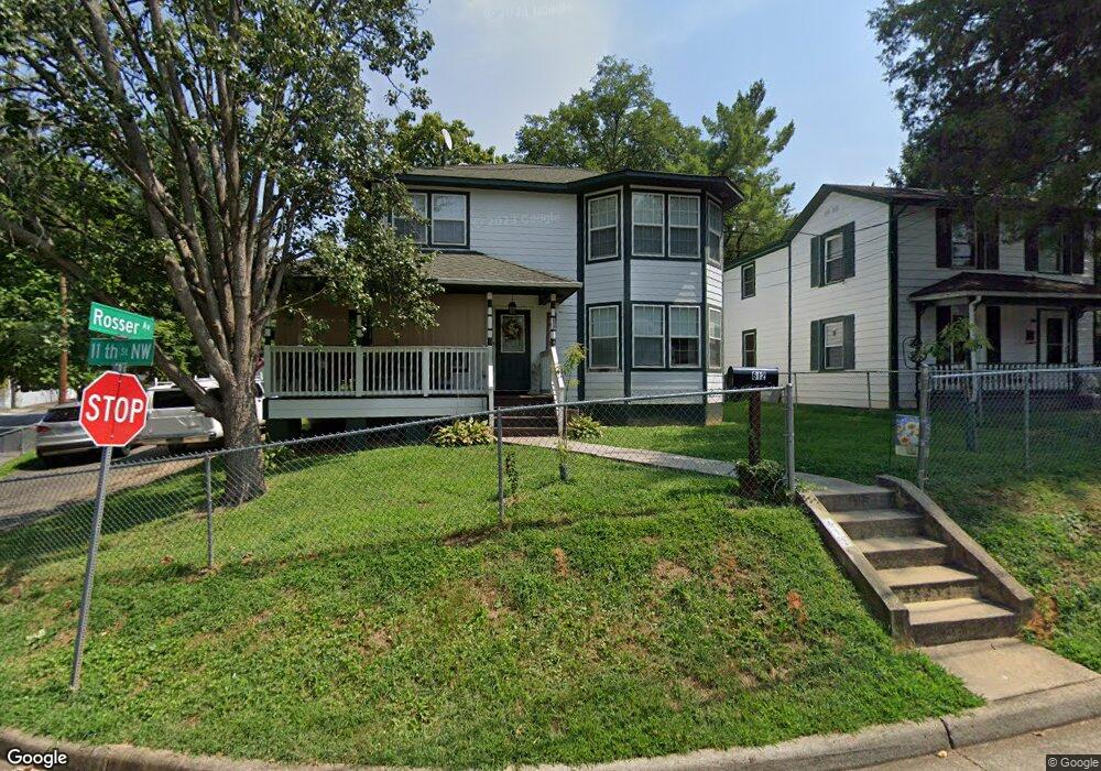 612 11th St NW, Charlottesville, VA 22903 - photo 1