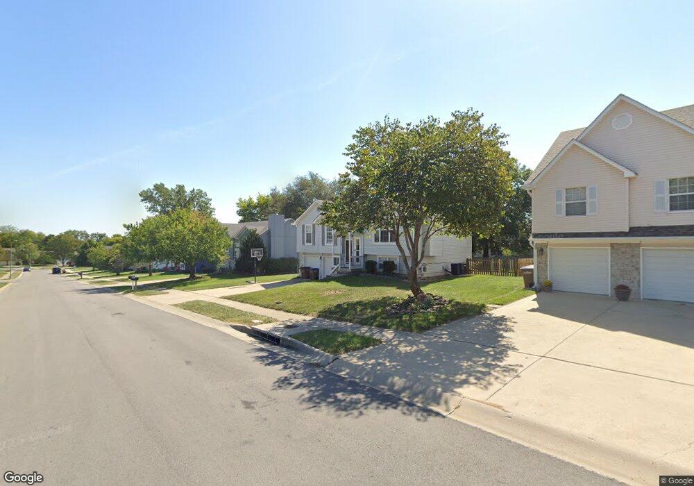 107 W Laredo Trail, Raymore, MO 64083 - photo 1