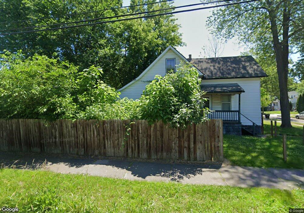 5090 Lafontaine St, Grosse Pointe, MI 48236 - photo 1