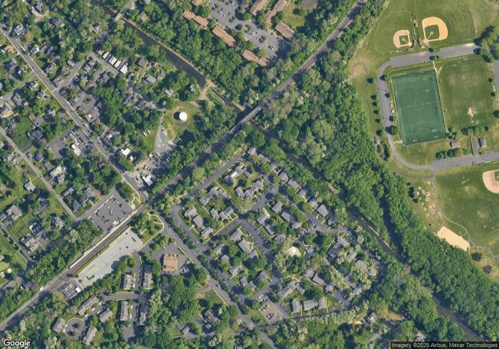 401 Yardley Common unit 401, Yardley, PA 19067 - photo 1