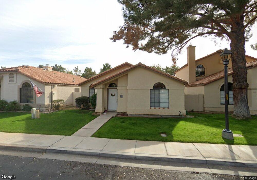 843 E Vaughn Ave, Gilbert, AZ 85234 - photo 1