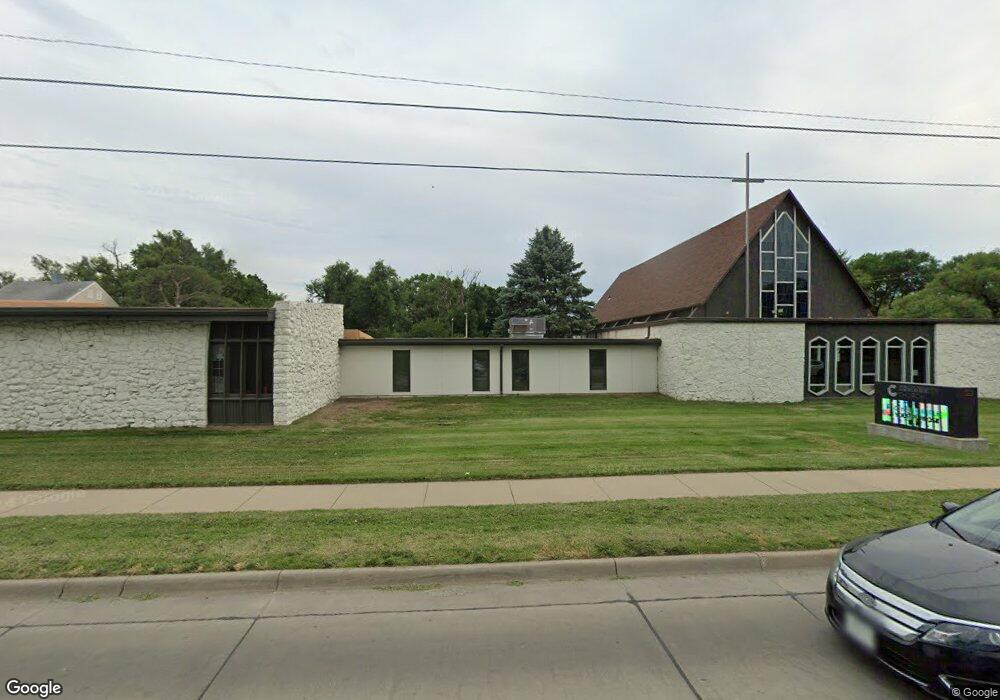 1819 SW 21st St, Topeka, KS 66604 - photo 1