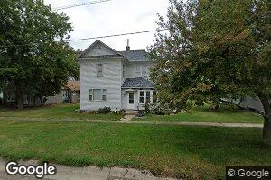 140 SE Sycamore Ave, Earlham, IA 50072