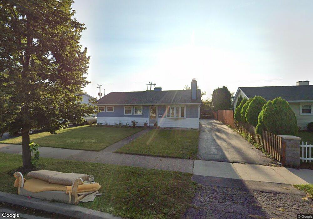 1405 Westmoreland Ave, Waukegan, IL 60085 - photo 1