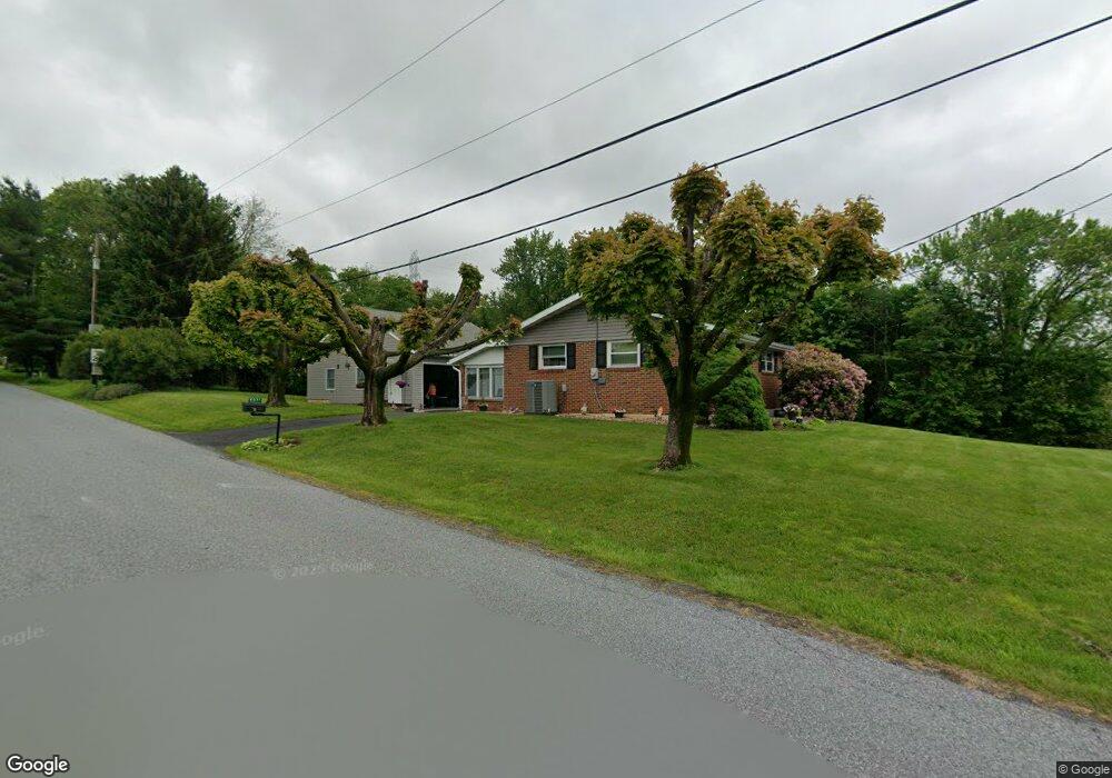 8031 Corning Rd, Zionsville, PA 18092 - photo 1