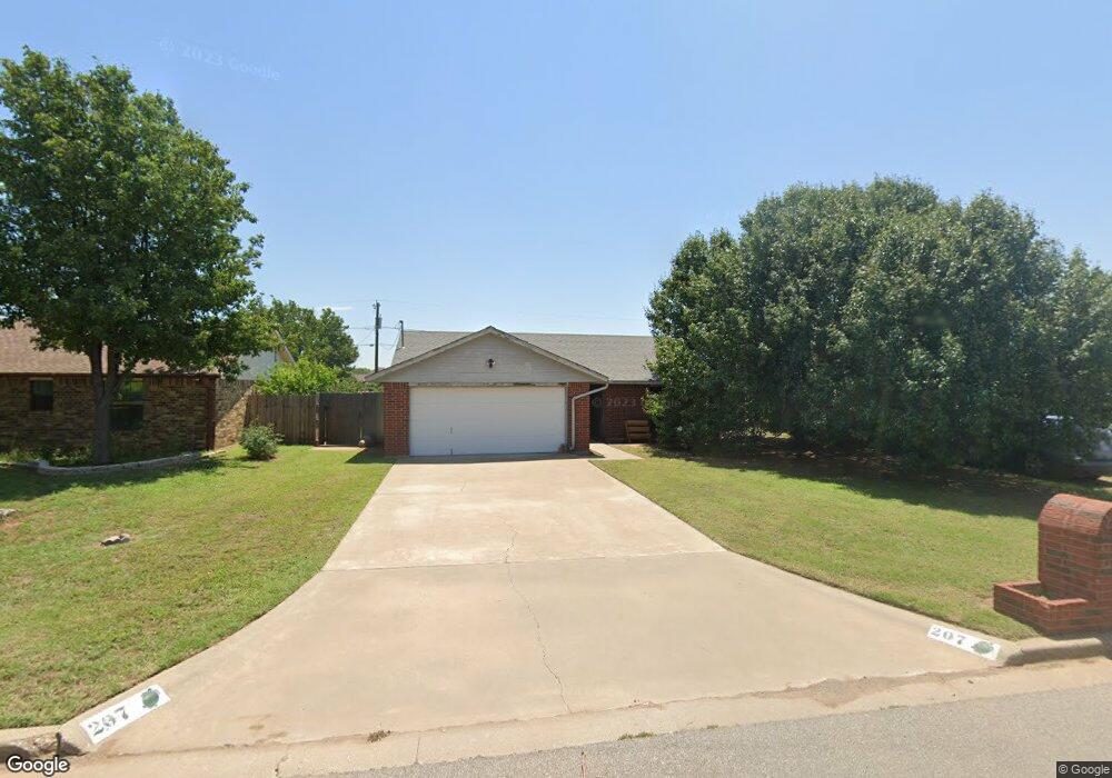 207 Antelope Dr, Cache, OK 73527 - photo 1