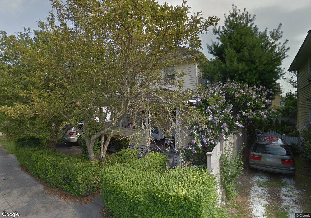 5 Berkeley Terrace, Newport, RI 02840 - photo 1