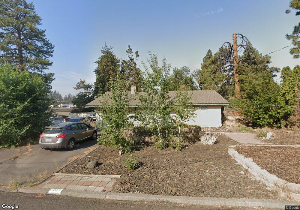 1027 NE 10th St, Bend, OR 97701 - photo 1