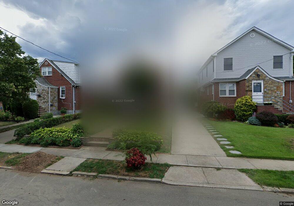 6 Crab Ave, Lynbrook, NY 11563 - photo 1