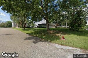 301 N Washington St, Manito, IL 61546