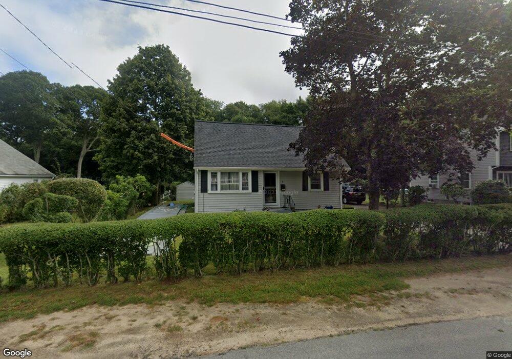 8 Winslow St, Buzzards Bay, MA 02532 - photo 1