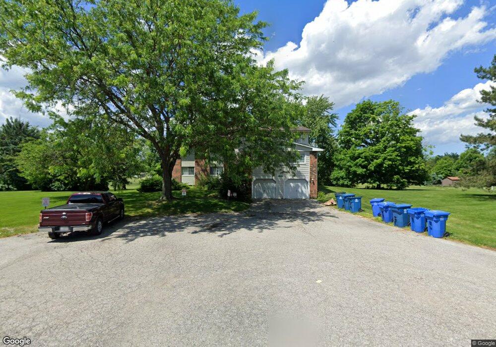 1004 High Meadow Dr, Crown Point, IN 46307 - photo 1