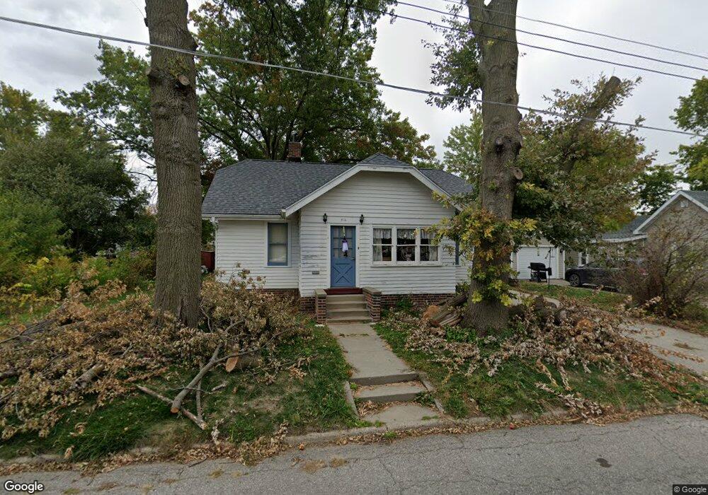 316 W 5th St S, Newton, IA 50208 - photo 1