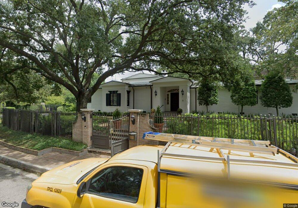 9 Shadder Way, Houston, TX 77019 - photo 1