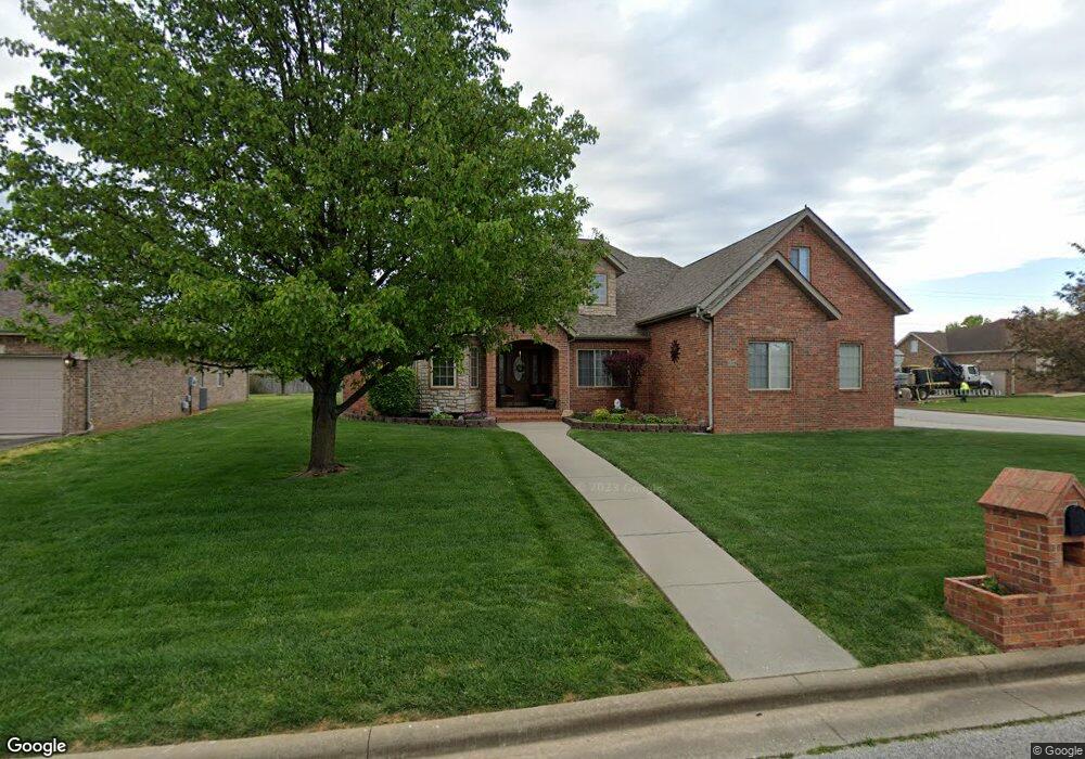 710 Hawthorne Ct, Nixa, MO 65714 - photo 1