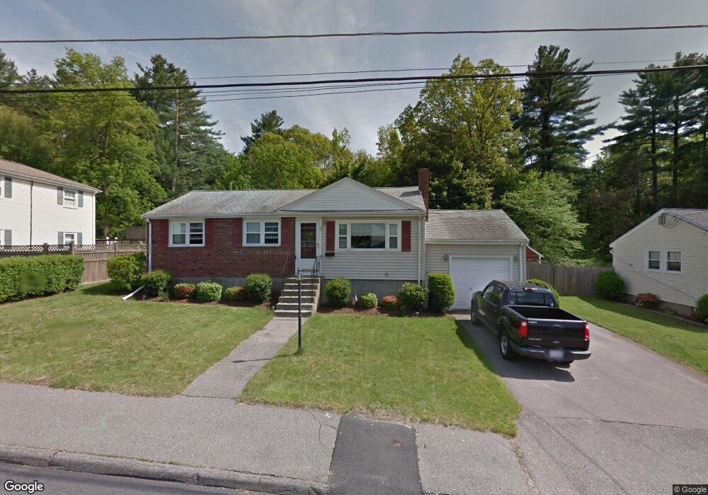 32 Woodcliff Rd, Holbrook, MA 02343 - photo 1