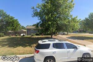 308 E 9th St, Halstead, KS 67056