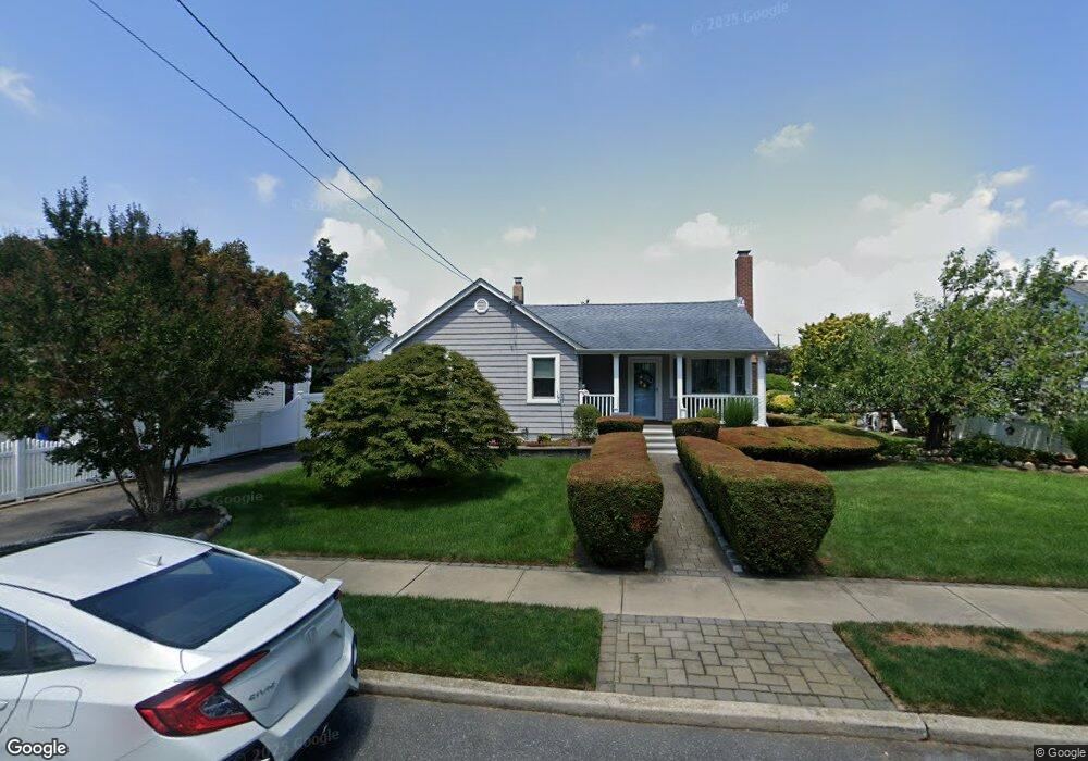 2371 Cleveland St, North Bellmore, NY 11710 - photo 1