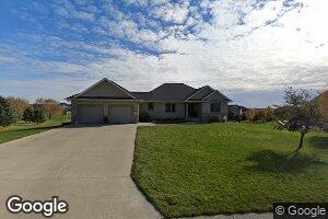 1545 Sunrise Cir, Sioux Center, IA 51250