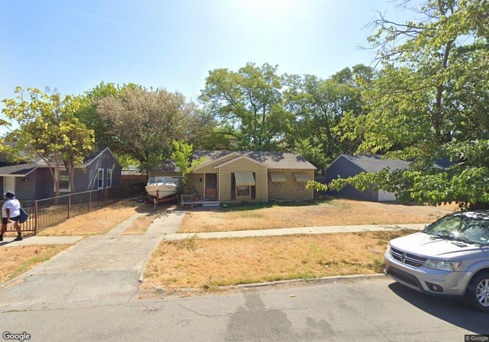 937 Clarice St, Grand Prairie, TX 75051 - photo 1
