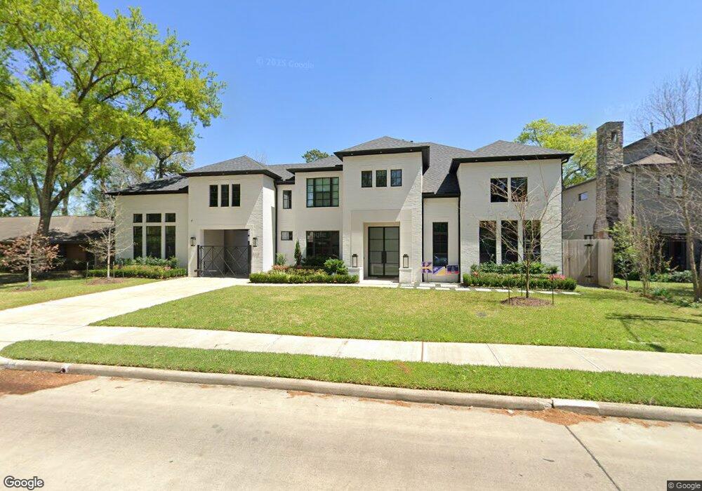 1610 Huge Oaks St, Houston, TX 77055 - photo 1