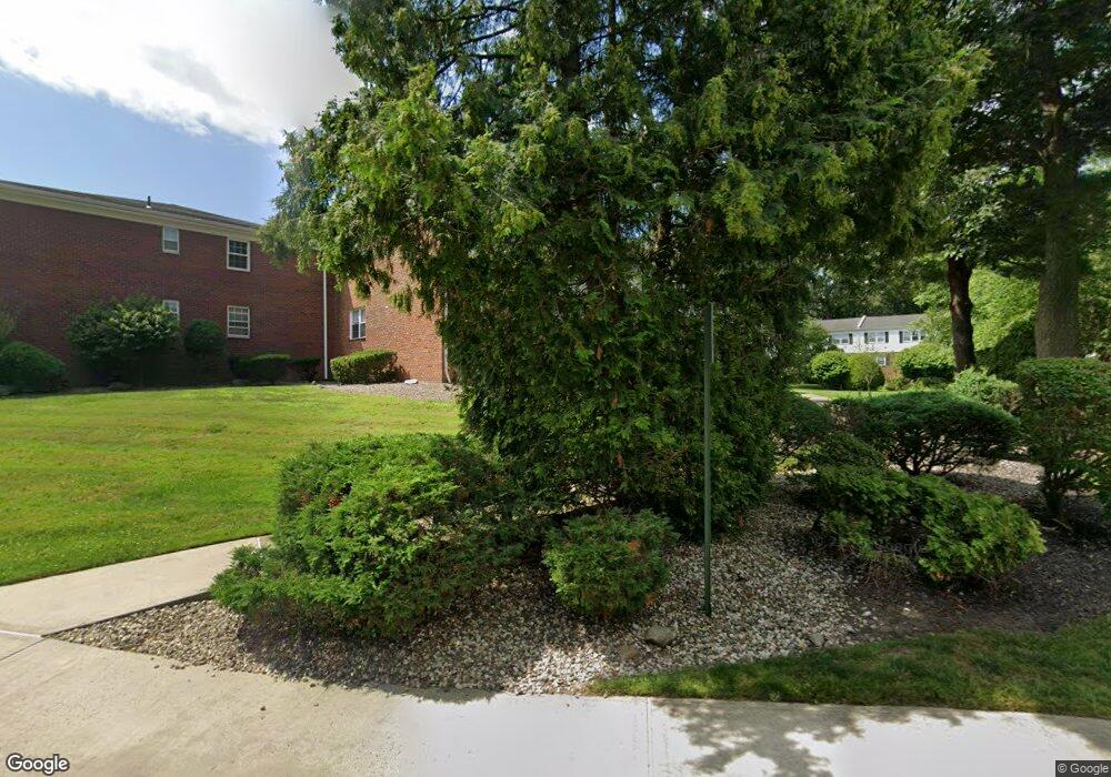 48 Bon Aire Cir, Suffern, NY 10901 - photo 1