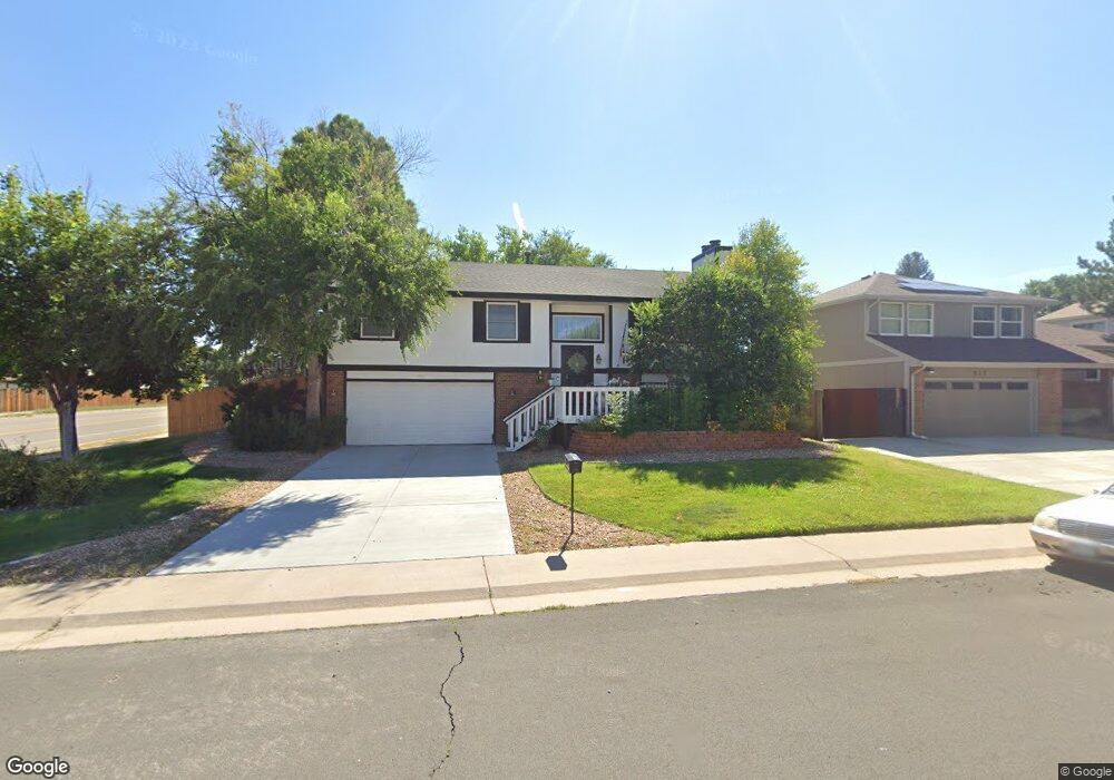 904 S Rifle St, Aurora, CO 80017 - photo 1