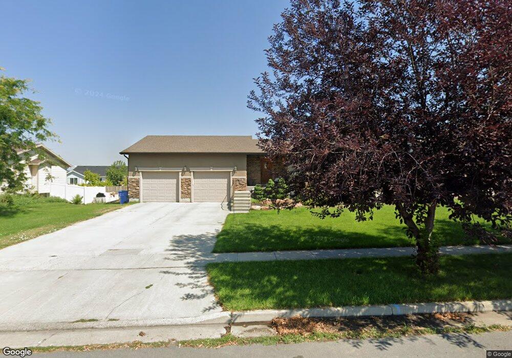 622 W 150 N unit 11, Hyrum, UT 84319 - photo 1