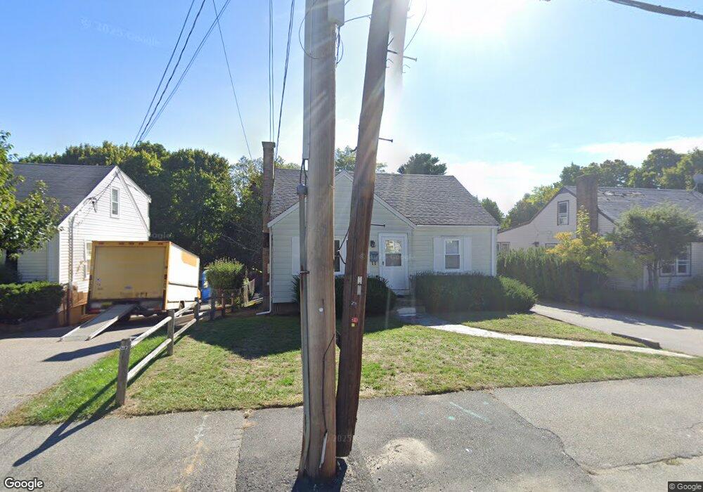 34 Willow St, Waltham, MA 02453 - photo 1