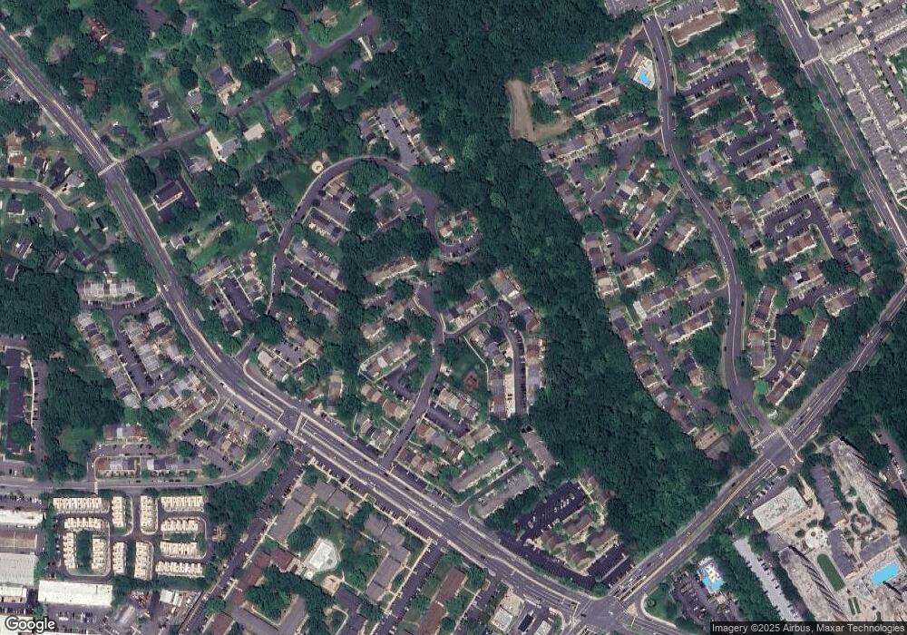 3001 Mission Square Dr, Fairfax, VA 22031 - photo 1