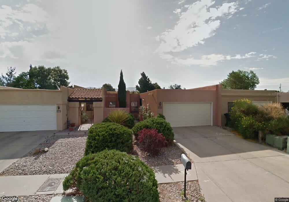 5812 Elmwood Dr NE, Albuquerque, NM 87109 - photo 1