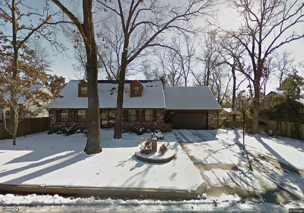 322 Hickory Dr, Tahlequah, OK 74464 - photo 1