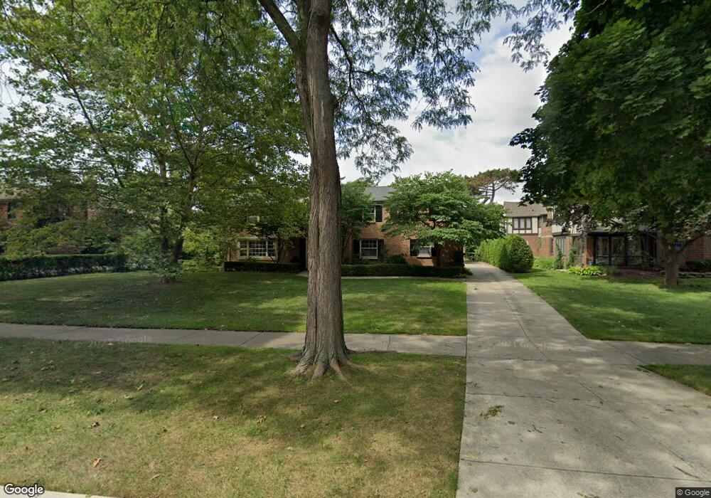 687 Balfour St, Grosse Pointe Park, MI 48230 - photo 1