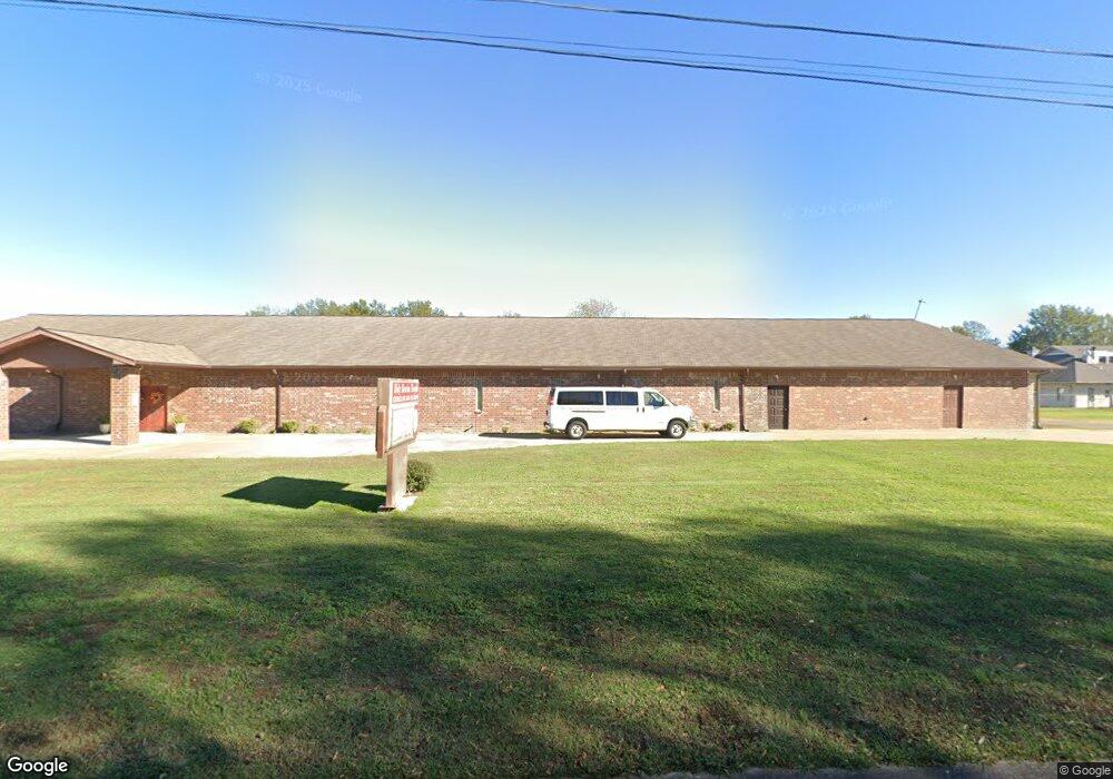 1210 N Maple St, Stuttgart, AR 72160 - photo 1